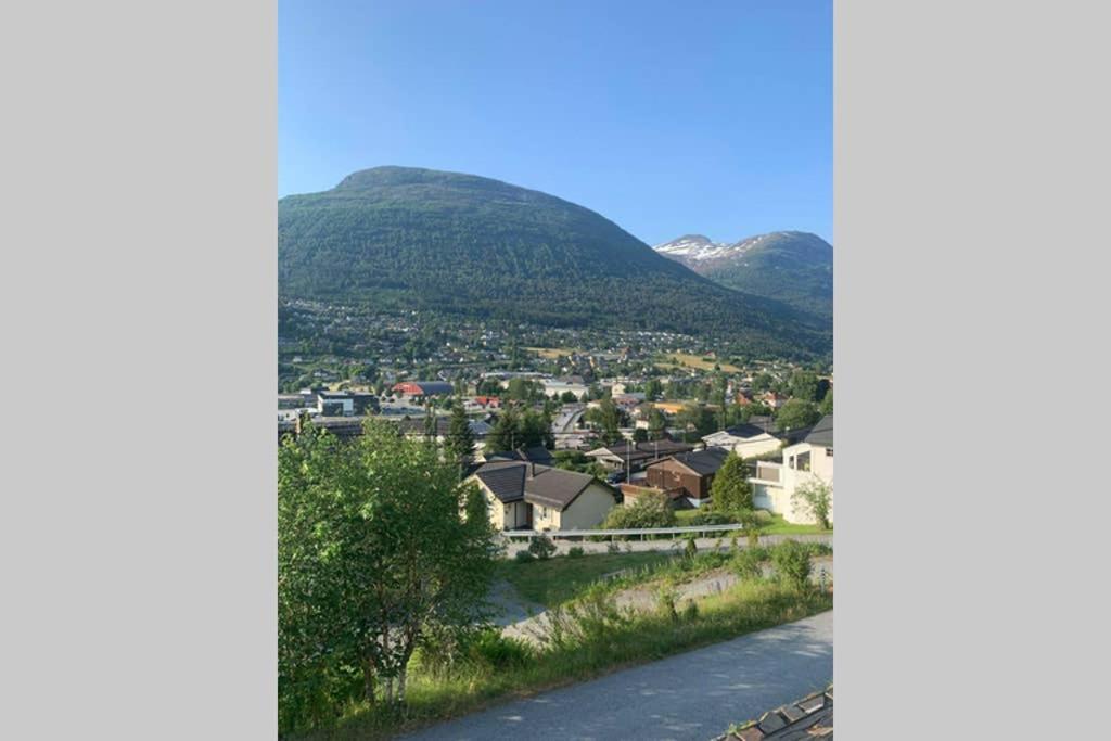 Leilighet Stryn Apartment Exterior photo